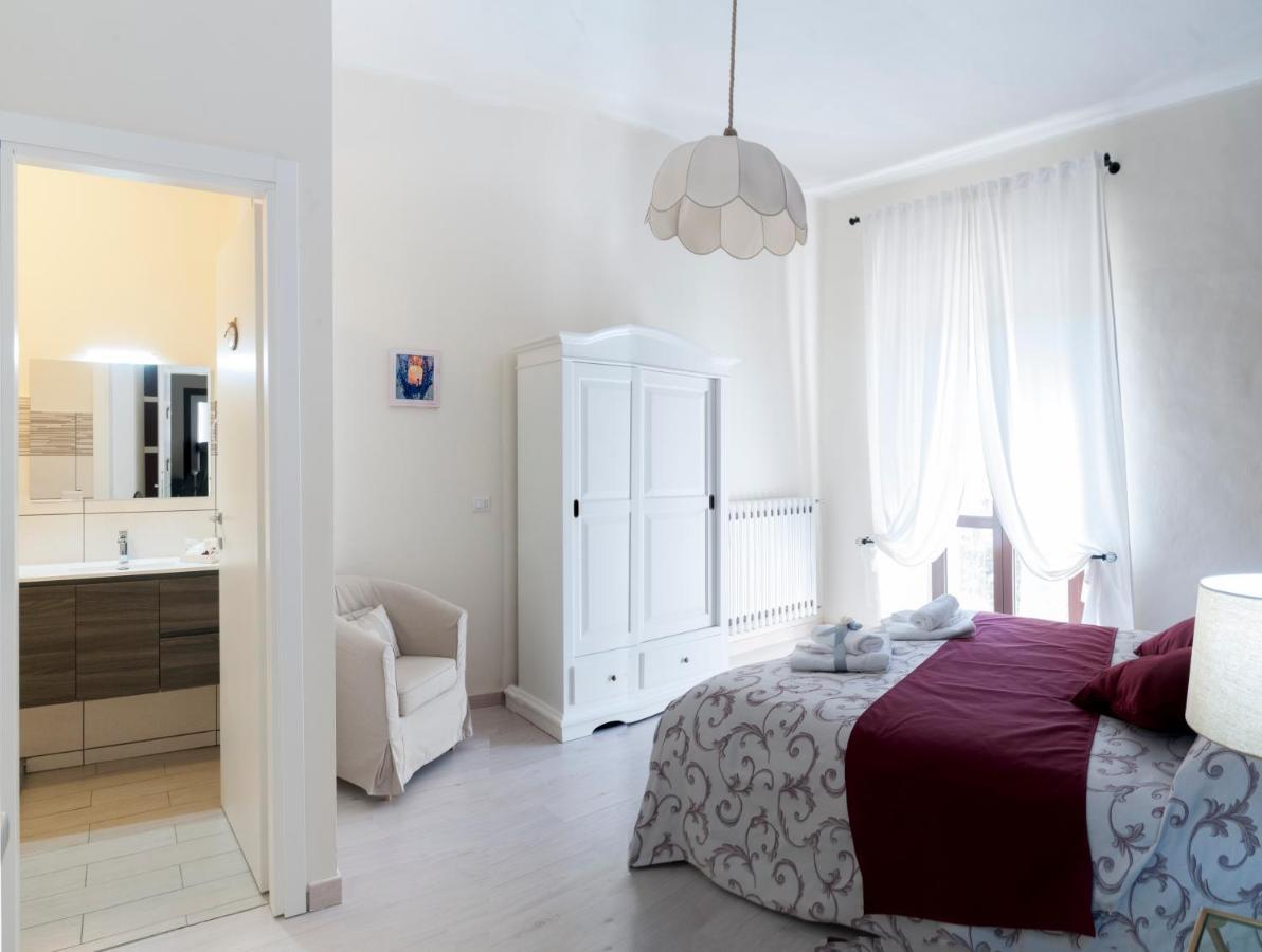 Le Finestre Sulla Piazza Bed & Breakfast Boiano Bagian luar foto