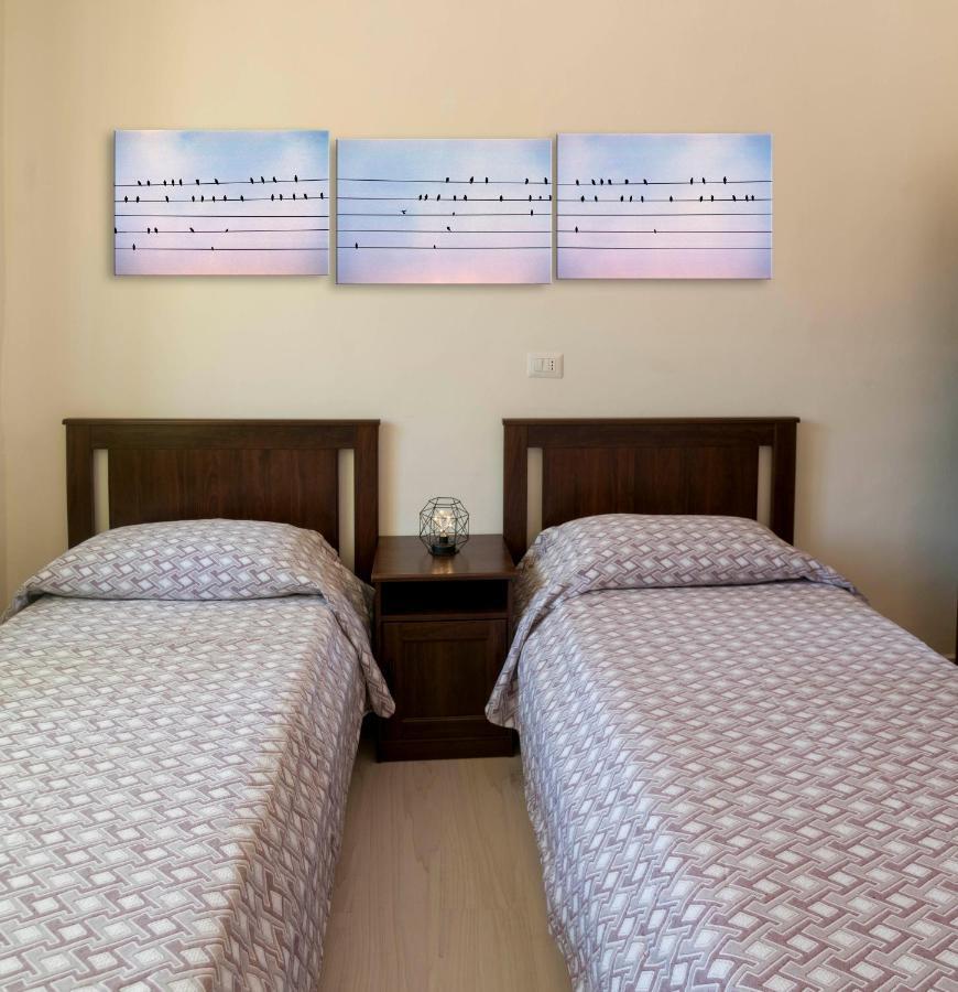 Le Finestre Sulla Piazza Bed & Breakfast Boiano Bagian luar foto